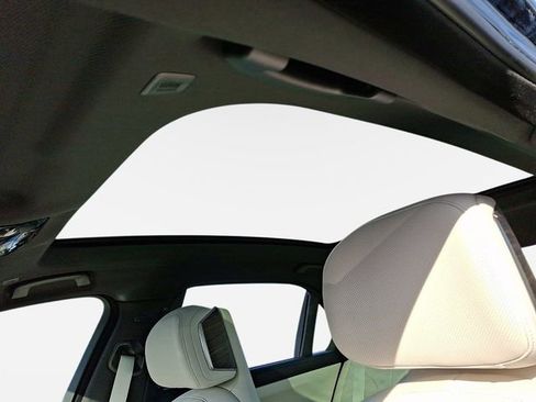 New 2026 BMW 760i xDrive w/ Executive Package AWD/4WD image 12