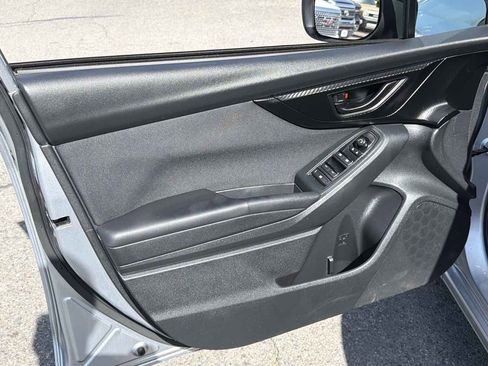 Used 2017 Subaru Impreza 2.0i AWD/4WD image 11