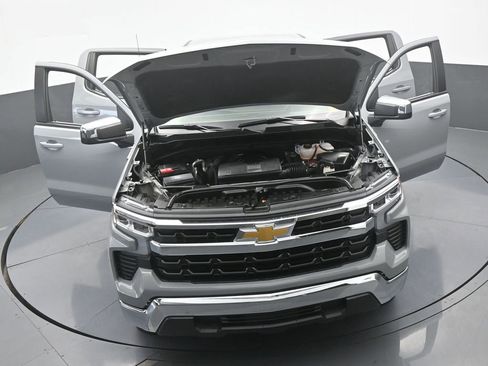 Used 2024 Chevrolet Silverado 1500 LT RWD image 71