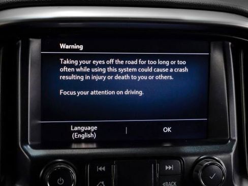 Used 2022 Chevrolet Colorado LT w/ LT Convenience Package image 33