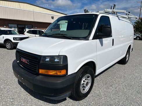 Used 2023 GMC Savana 2500 w/ Driver Convenience Package RWD image 2