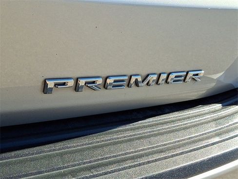 Certified 2021 Chevrolet Tahoe Premier w/ Premium Package image 37