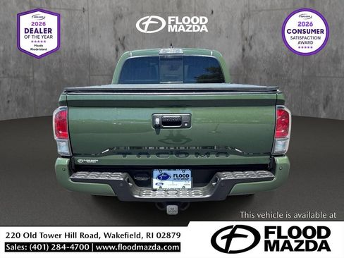 Used 2021 Toyota Tacoma TRD Off-Road w/ TRD Premium Off Road Package AWD/4WD image 4