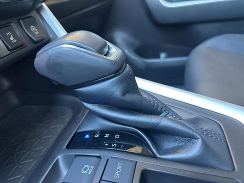 Used 2023 Toyota RAV4 XLE Premium image 50