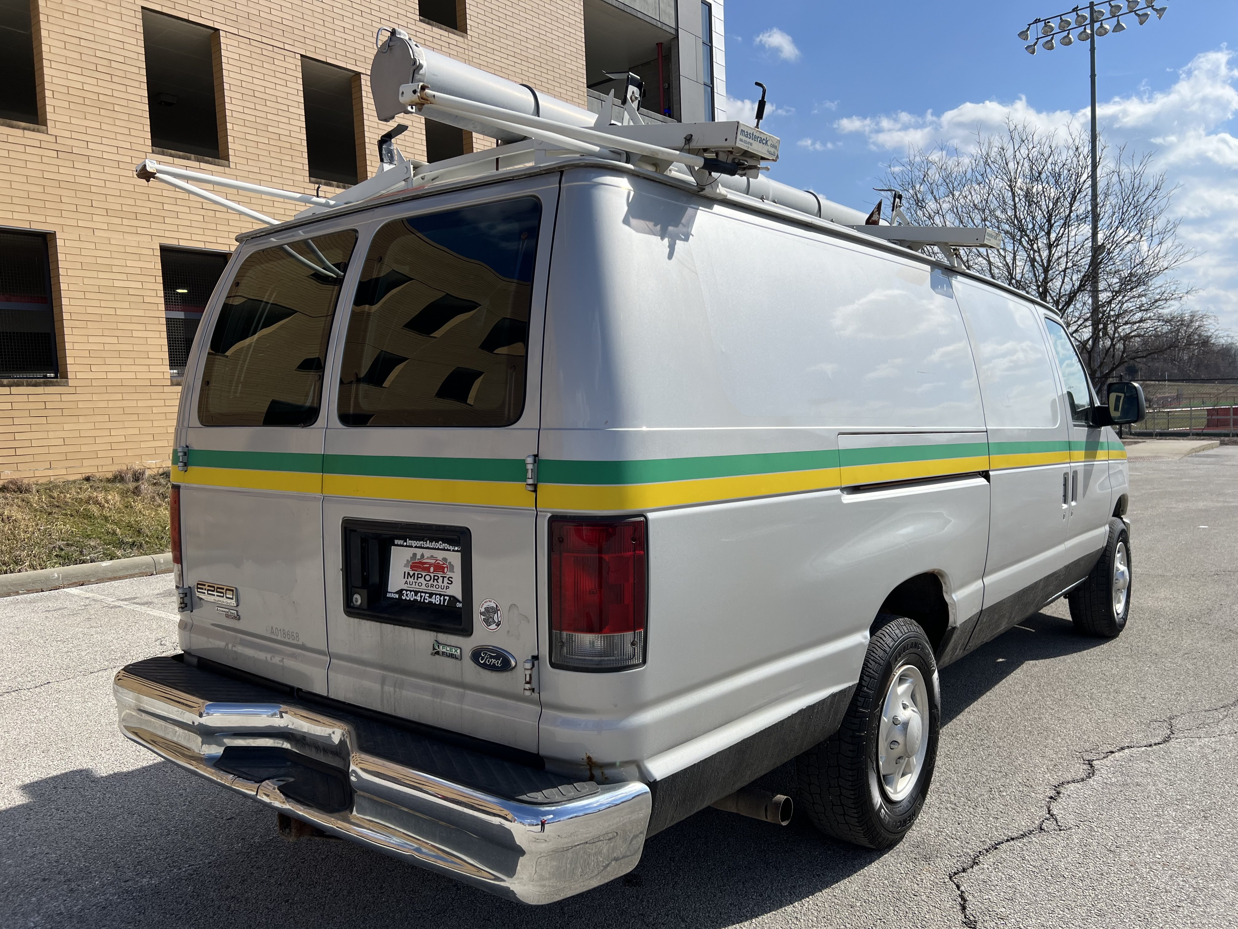 Used 2011 Ford E-250 and Econoline 250 Extended w/ Commercial Cargo Van Pkg RWD image 7