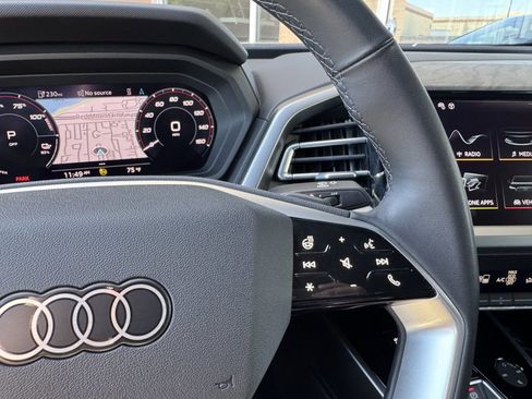 Used 2023 Audi Q4 e-tron Premium Plus w/ Premium Plus image 32