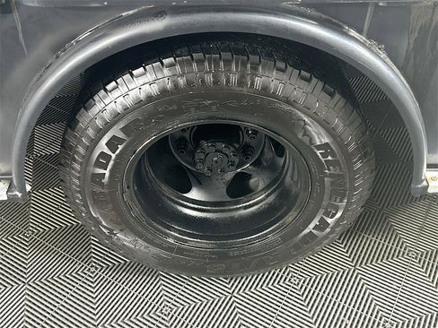 Used 2015 Chevrolet Silverado 3500 W/T image 29