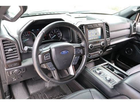 Used 2018 Ford Expedition Limited w/ Equipment Group 301A AWD/4WD image 20