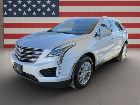 Used 2019 Cadillac XT5 Luxury image 1
