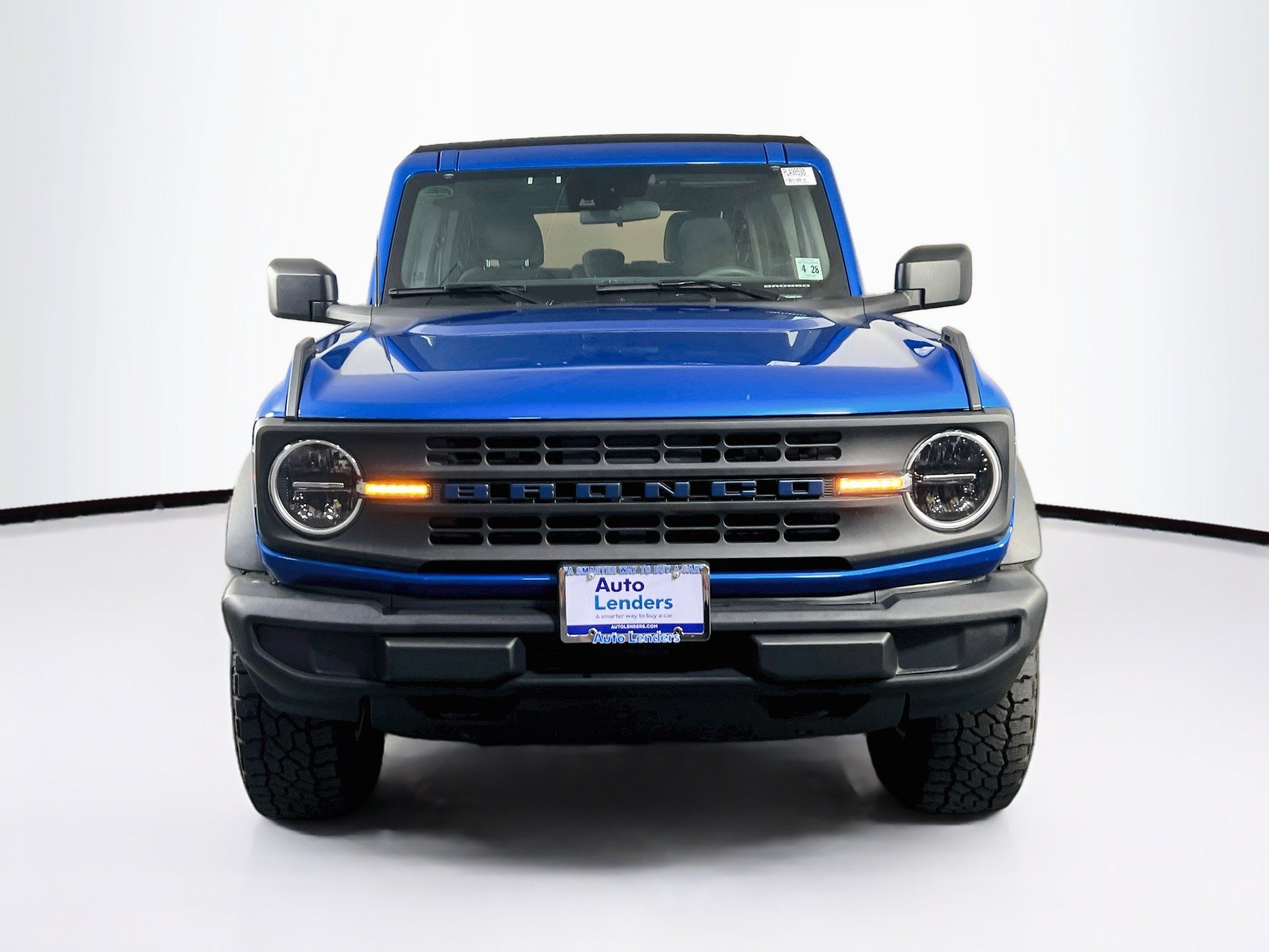 Used 2023 Ford Bronco 4-Door AWD/4WD image 2