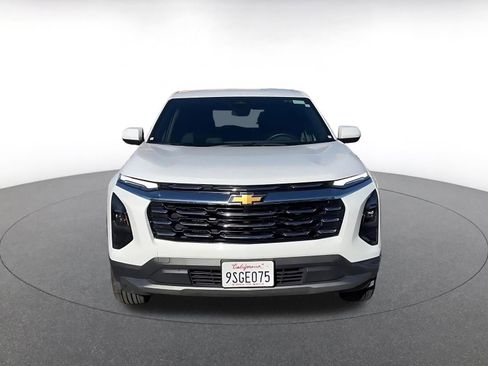 Used 2025 Chevrolet Equinox LT image 4