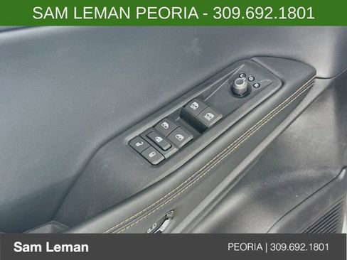 New 2026 Jeep Cherokee Limited AWD/4WD image 17