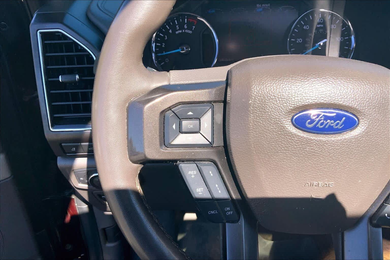 Used 2021 Ford Expedition Limited AWD/4WD image 24