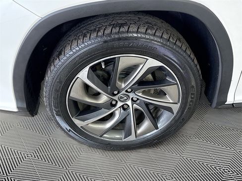 Used 2018 Lexus RX 450hL image 36