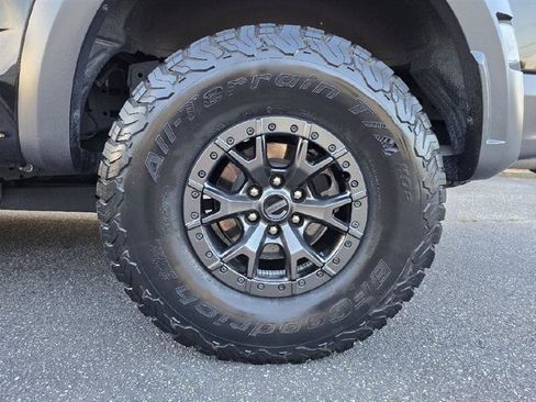 Used 2022 Ford F150 Raptor w/ Raptor 37 Performance Package AWD/4WD image 14