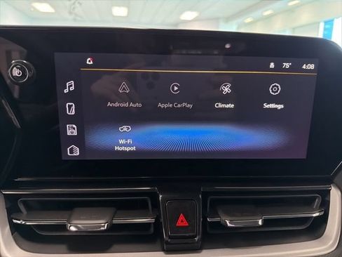 New 2026 Chevrolet TrailBlazer LT w/ LT Cold Weather Package FWD image 16