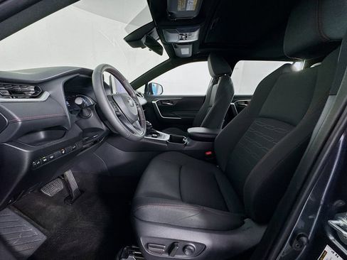 Used 2024 Toyota RAV4 SE w/ Weather & Moonroof Package image 15