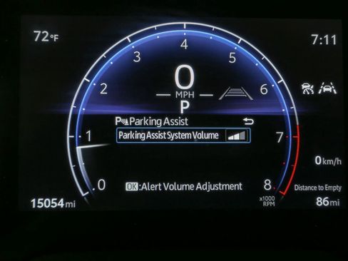 Used 2023 Toyota Corolla Cross XLE w/ Convenience Package AWD/4WD image 41