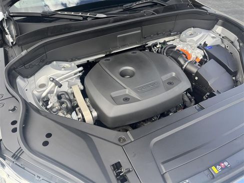 Used 2023 Volvo XC90 T8 Plus w/ Protection Package Premier image 26