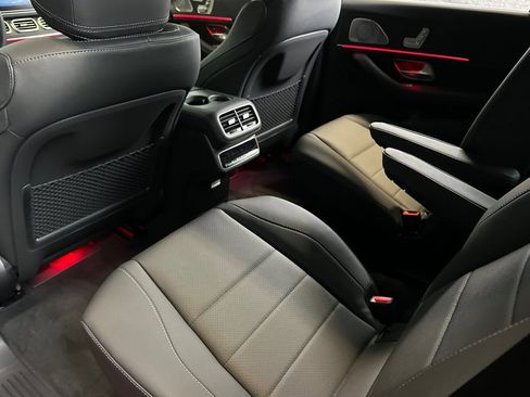 New 2026 Mercedes-Benz GLS 450 4MATIC image 12