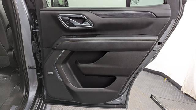Used 2021 GMC Yukon SLT w/ SLT Luxury Plus Package RWD image 23