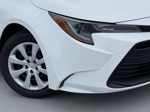 New 2026 Toyota Corolla LE FWD image 10