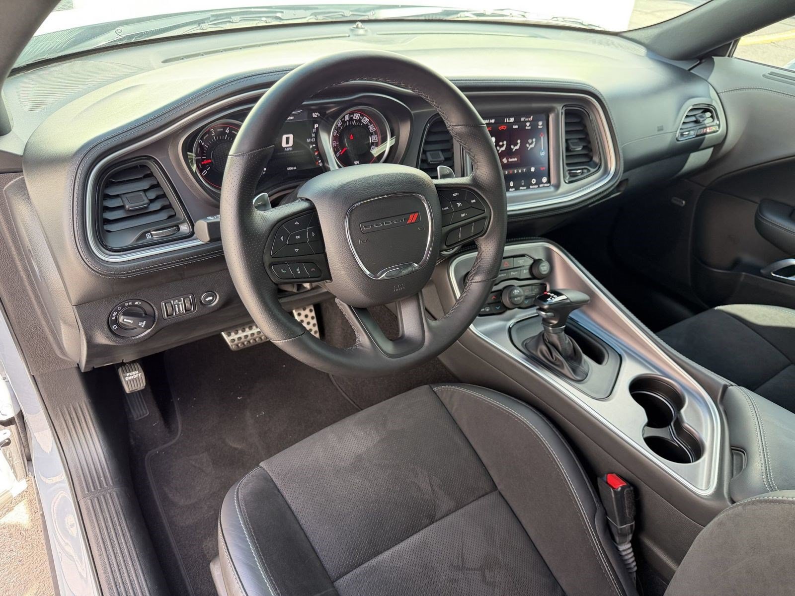 Used 2022 Dodge Challenger R/T Scat Pack w/ Plus Package RWD image 3