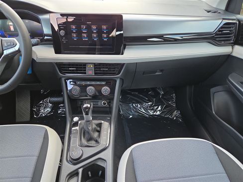 Used 2025 Volkswagen Taos S image 16