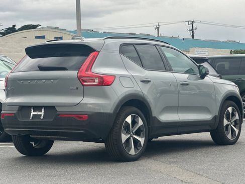New 2026 Volvo XC40 B5 Plus w/ Protection Package Premier image 5