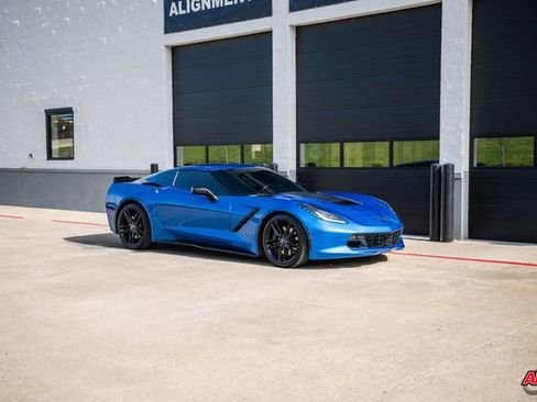 Used 2014 Chevrolet Corvette Stingray Z51 w/ 3LT Preferred Equipment Group image 63