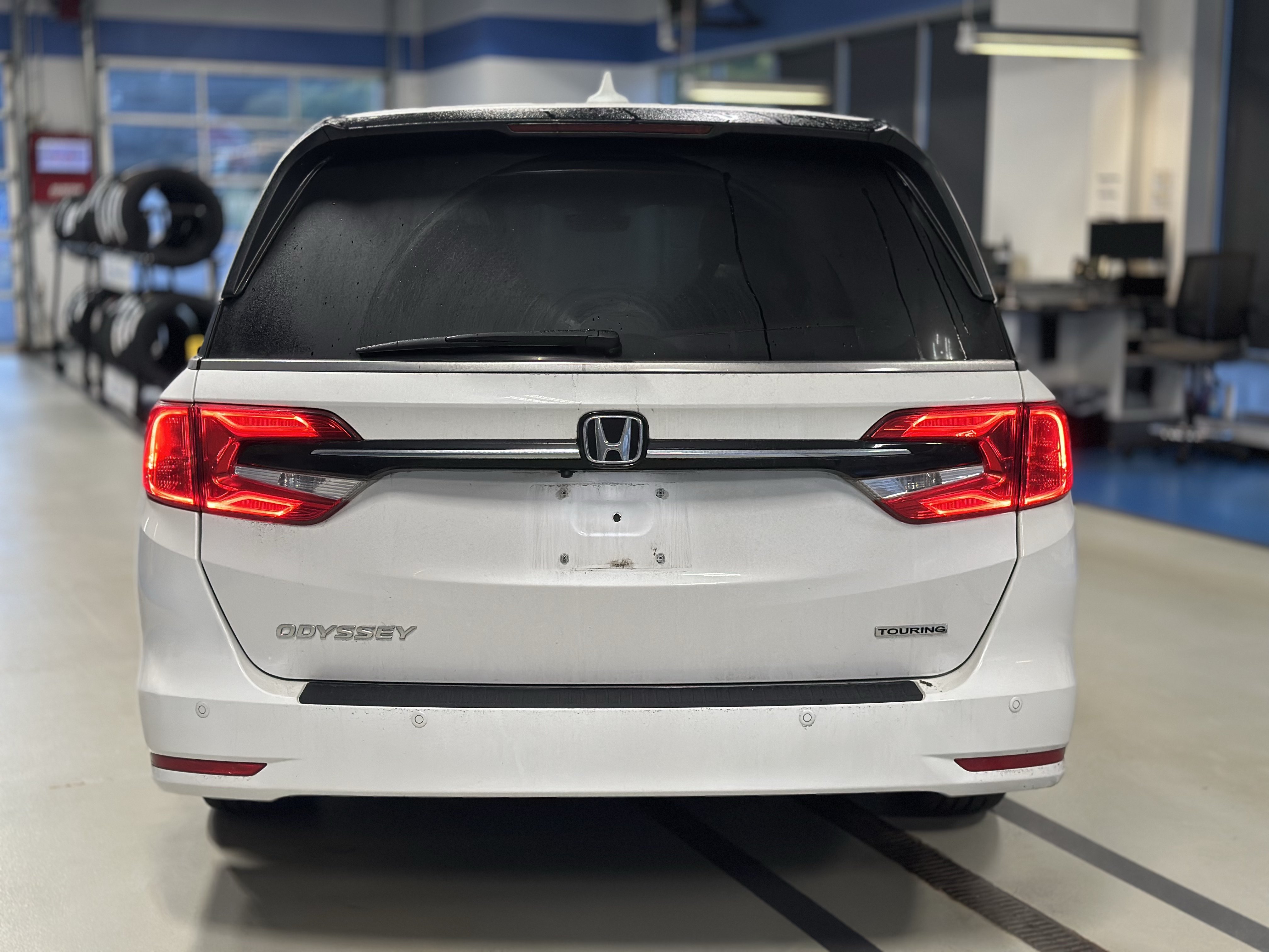 Used 2023 Honda Odyssey Touring image 6