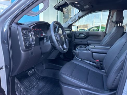 Used 2025 Chevrolet Silverado 1500 W/T w/ WT Value Package image 17