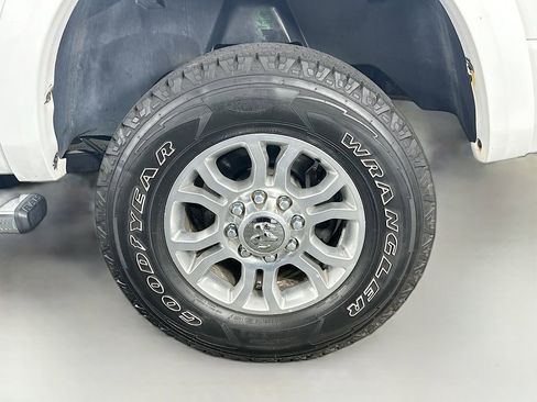 Used 2017 RAM 2500 Laramie image 34