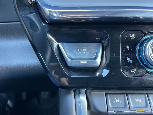 Used 2025 GMC Sierra 1500 Denali Ultimate AWD/4WD image 14