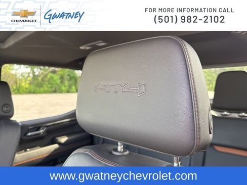 Used 2023 GMC Sierra 1500 AT4 w/ AT4 Premium Package AWD/4WD image 32