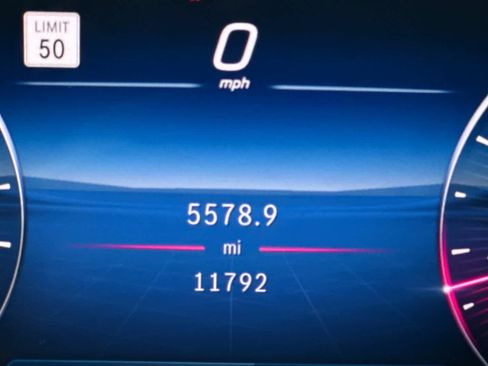 Used 2024 Mercedes-Benz CLE 300 4MATIC Coupe image 25