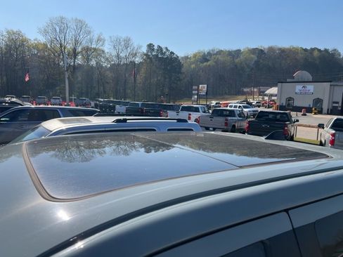 Used 2025 Toyota Tundra Platinum image 3