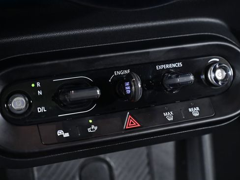 Certified 2025 MINI Cooper S image 19