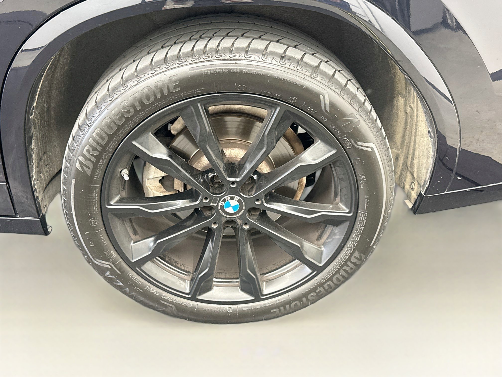 Used 2024 BMW X4 xDrive30i w/ Premium Package AWD/4WD image 11