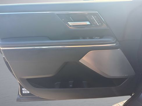 Used 2026 GMC Sierra EV Denali AWD/4WD image 21