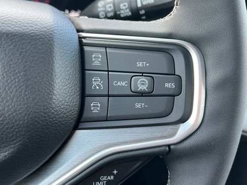 New 2026 Jeep Grand Wagoneer 4WD image 24