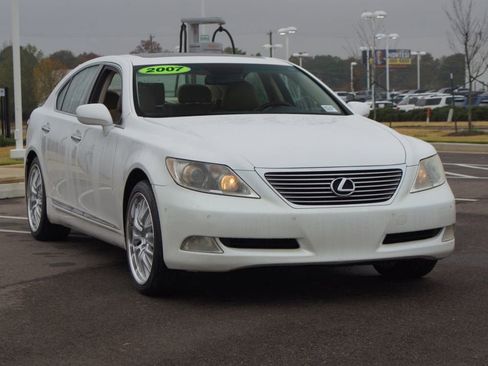Used 2007 Lexus LS 460 image 2