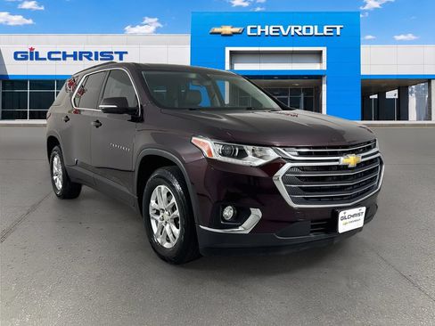Used 2020 Chevrolet Traverse LT FWD image 1