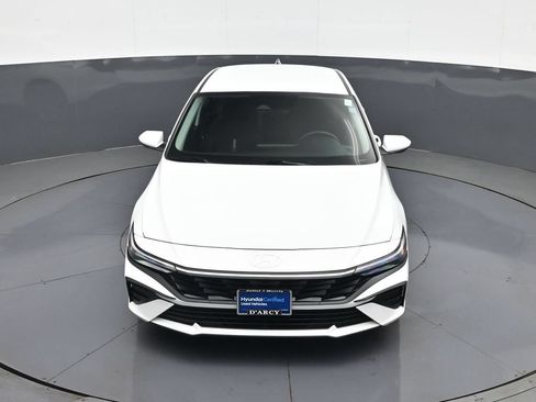 Certified 2024 Hyundai Elantra SEL FWD image 15