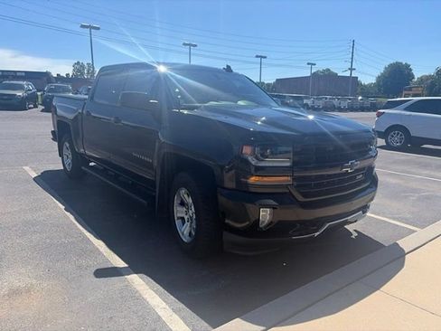 Used 2017 Chevrolet Silverado 1500 LT w/ All Star Edition AWD/4WD image 6