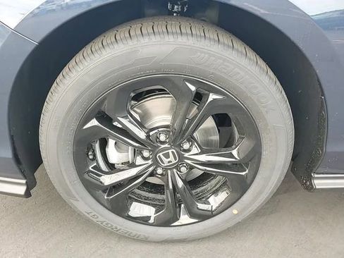 New 2025 Honda Accord SE image 8