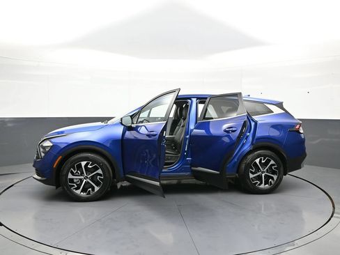 Certified 2023 Kia Sportage EX FWD image 42