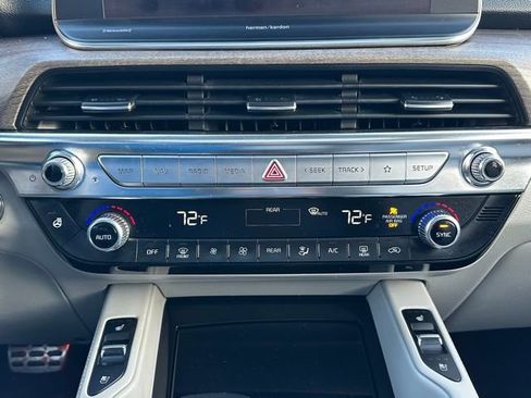 Used 2020 Kia Telluride SX w/ SX Prestige Package image 15