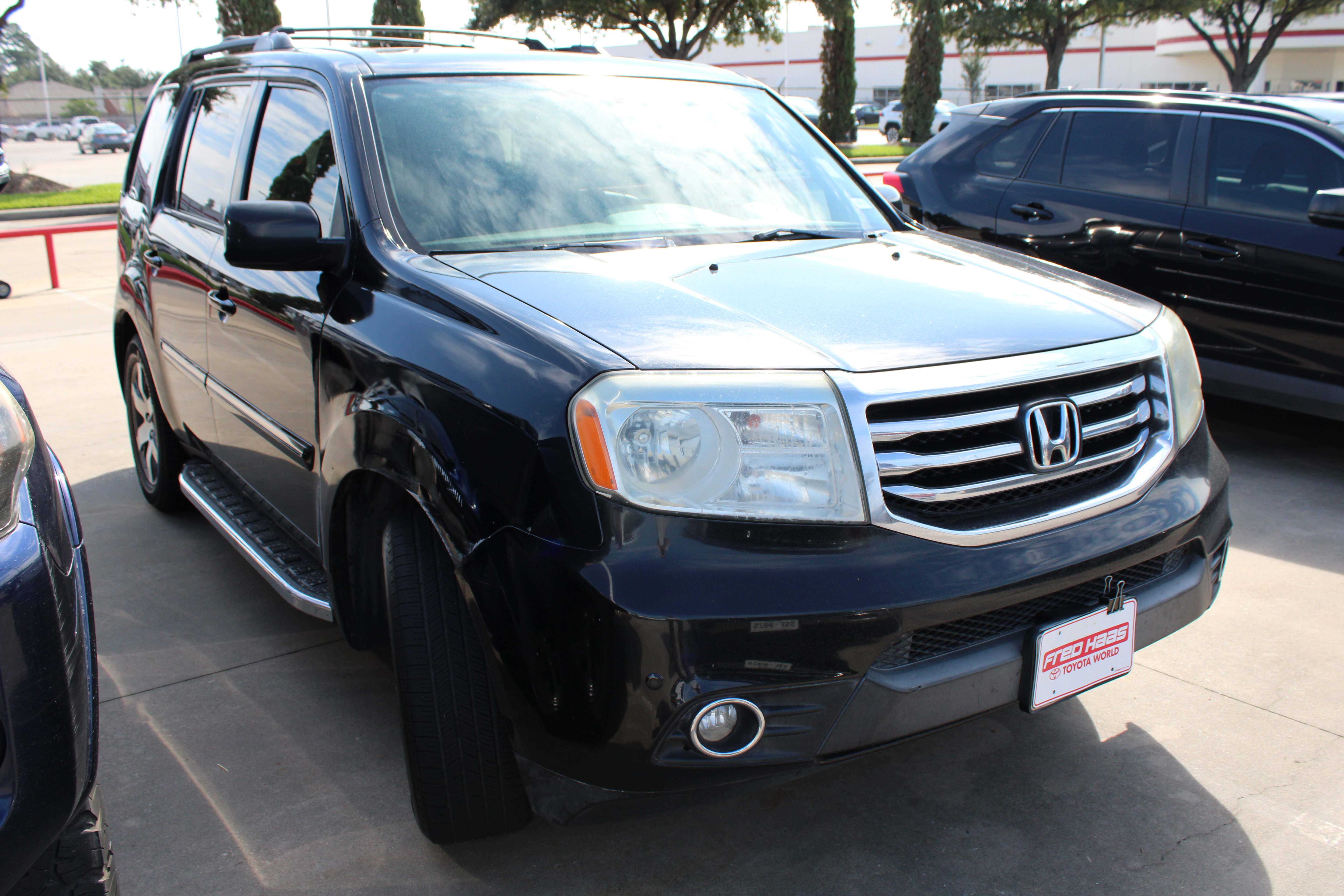 Used 2015 Honda Pilot Touring image 2