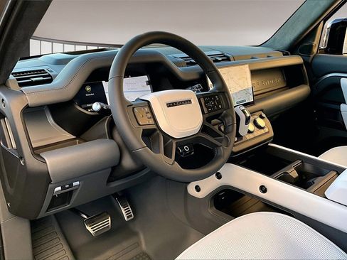 New 2025 Land Rover Defender 110 image 7